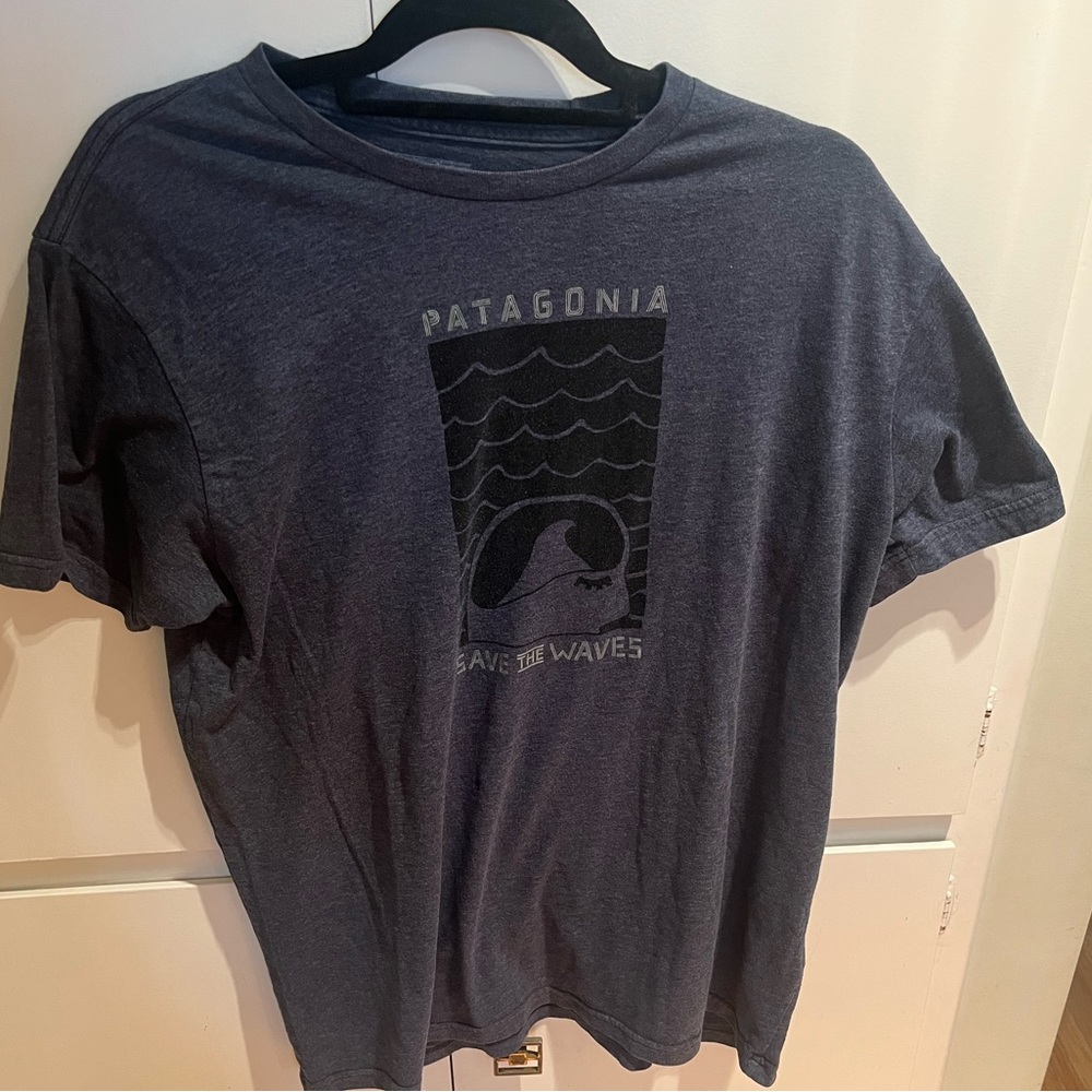 Patagonia Save the Waves T-shirt Men’s Navy Blue Slim Fit XL